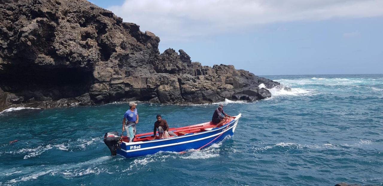 Casa Au Bonheur Des Randonneurs Lejlighed Ponta Do Sol Eksteriør billede